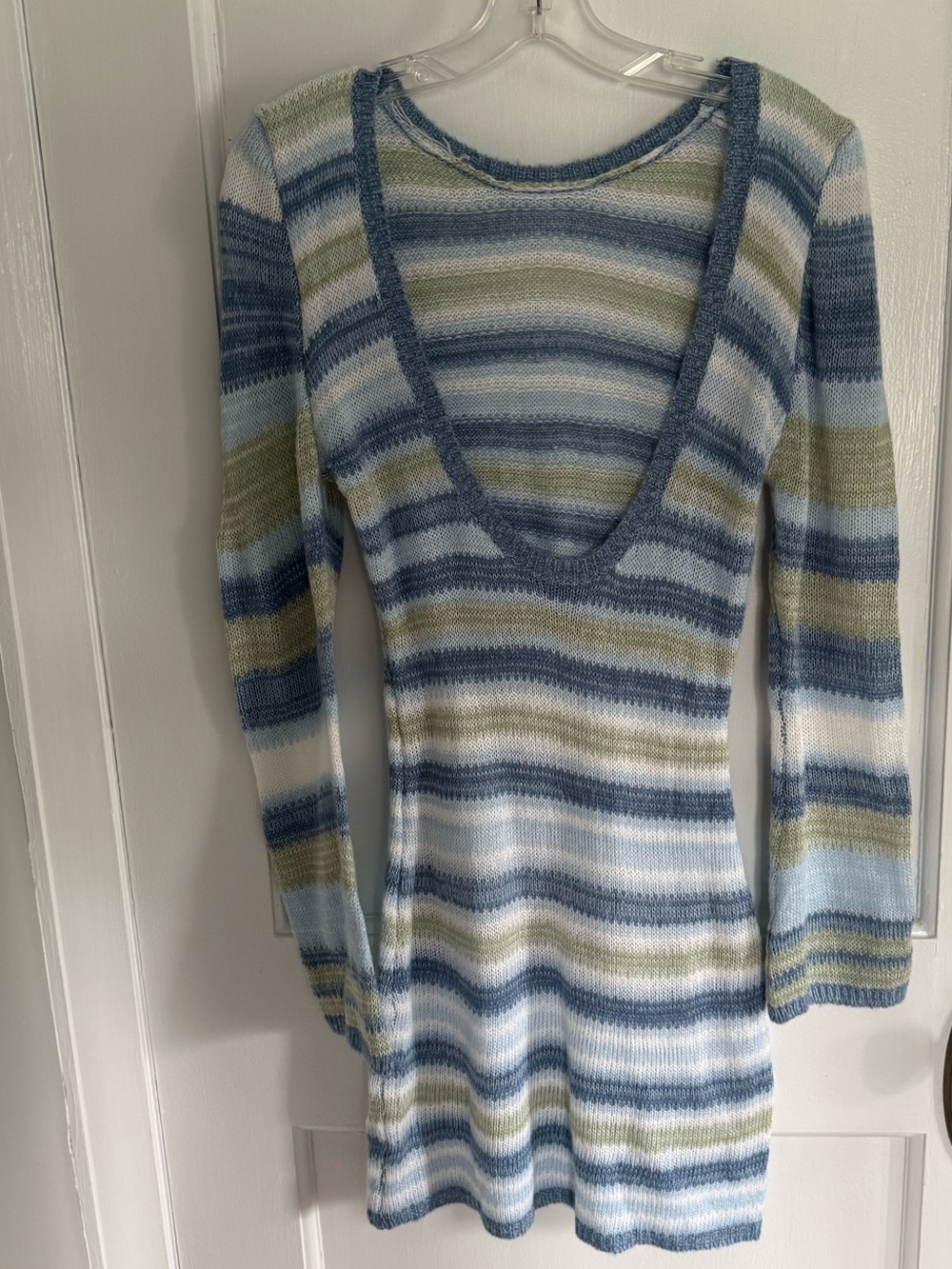 Long Sleeve Open Back Bodycon Mini Dress - Picture 2 of 2